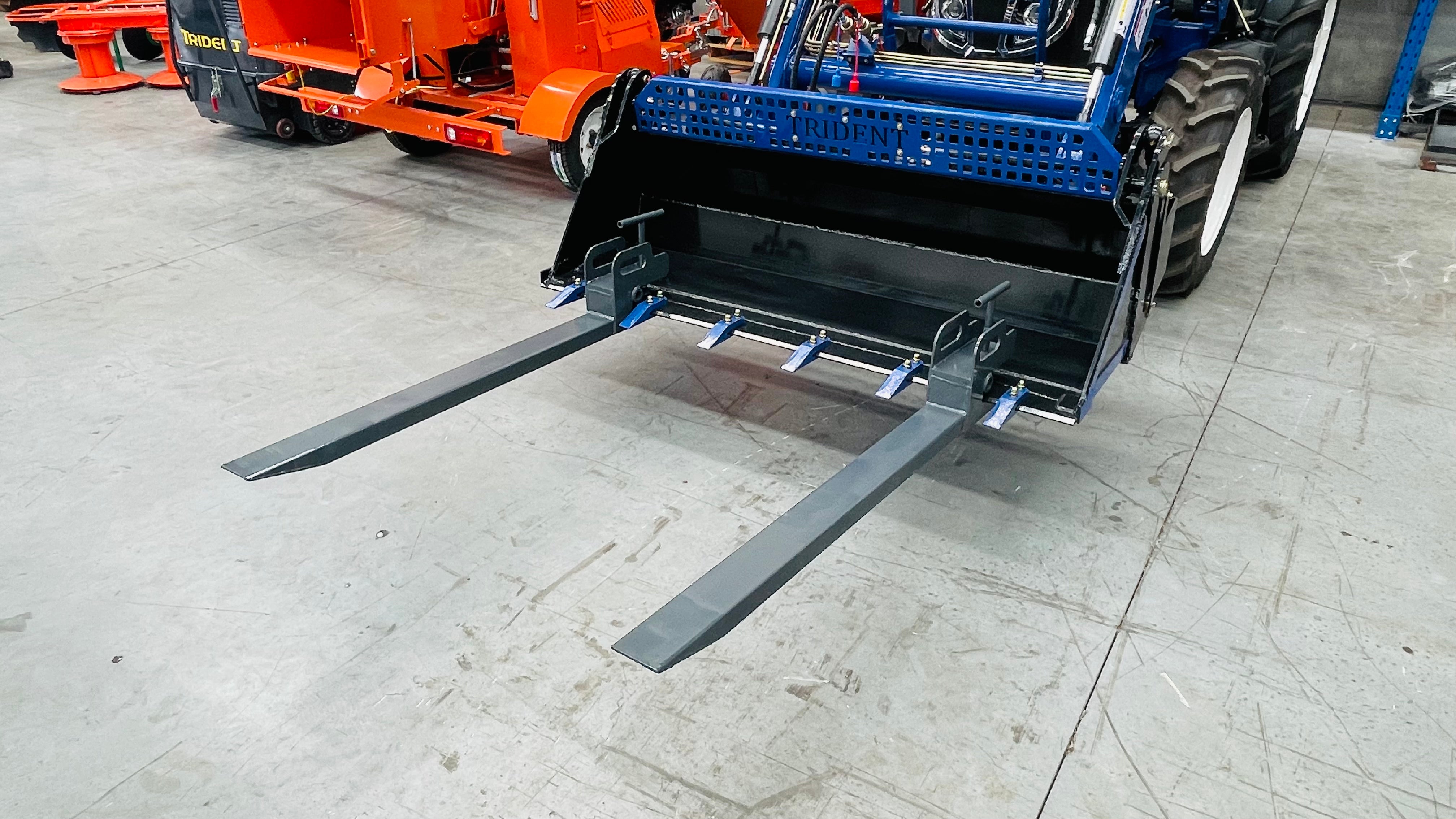TRACTOR CLAMP ON BUCKET FORKS – NICOLA'S MACHINERY