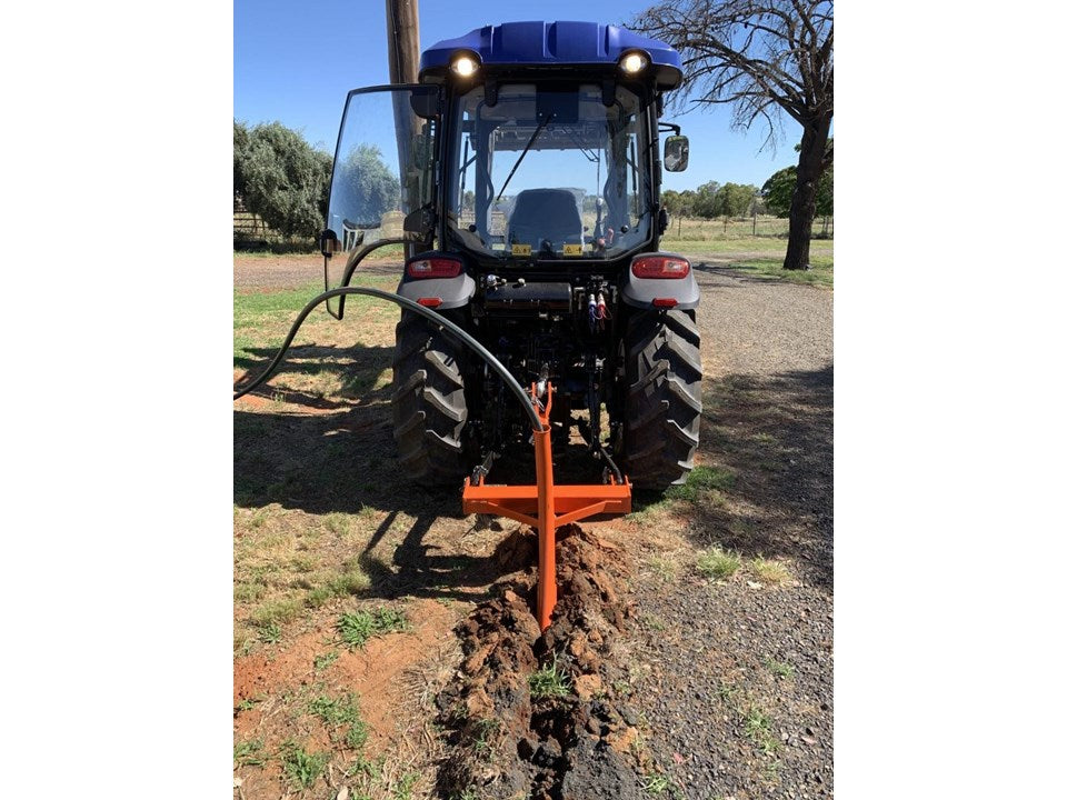 TRACTOR RIPPER WITH PIPE LAYER – NICOLA'S MACHINERY