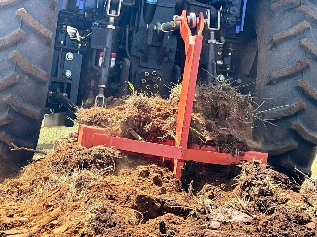 TRACTOR RIPPER WITH PIPE LAYER – NICOLA'S MACHINERY